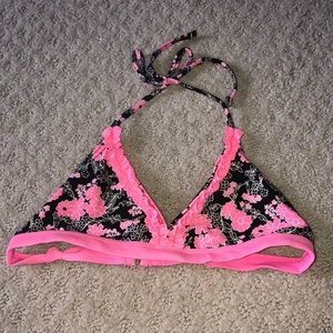 adorable pink swimsuit!!